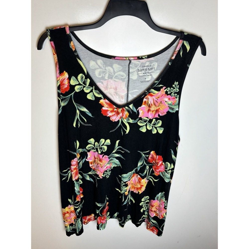 Torrid Super Soft Floral Tank Top Size 4 (4X)
